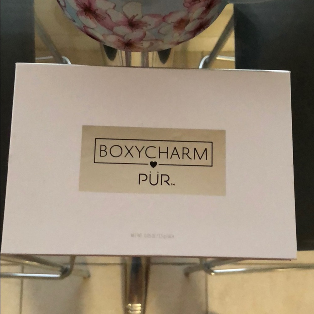 PUR eye palette exclusively for Boxycharm